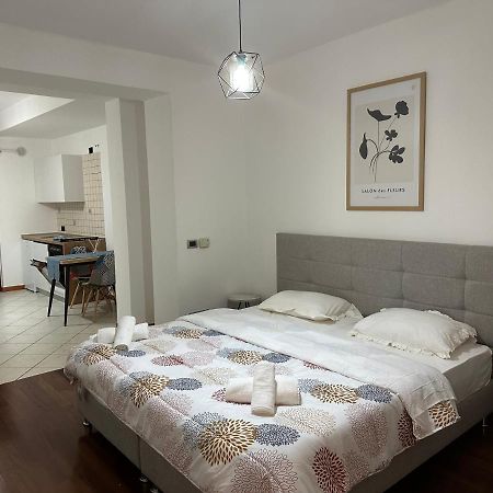 City Center Shkodra B&B 외부 사진