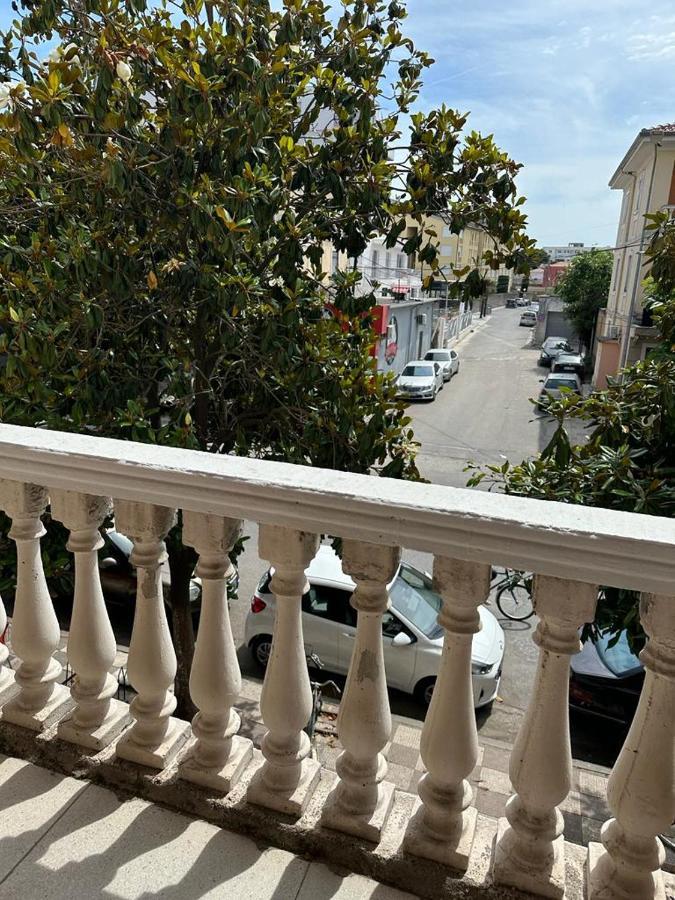 City Center Shkodra B&B 외부 사진