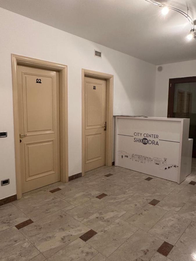 City Center Shkodra B&B 외부 사진