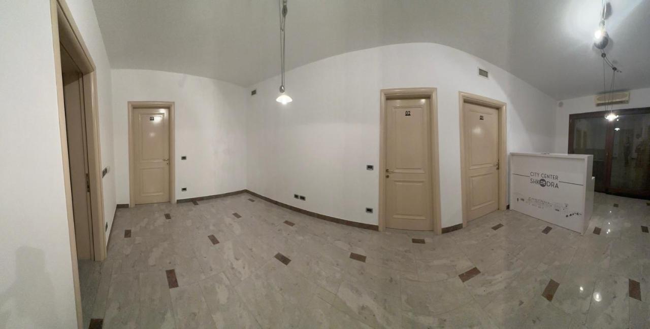 City Center Shkodra B&B 외부 사진